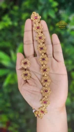 Elegant Antique Floral Choker Necklace - Pink
