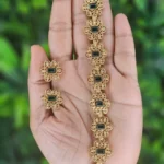 Elegant Antique Floral Choker Necklace - Green