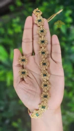 Elegant Antique Floral Choker Necklace - Green